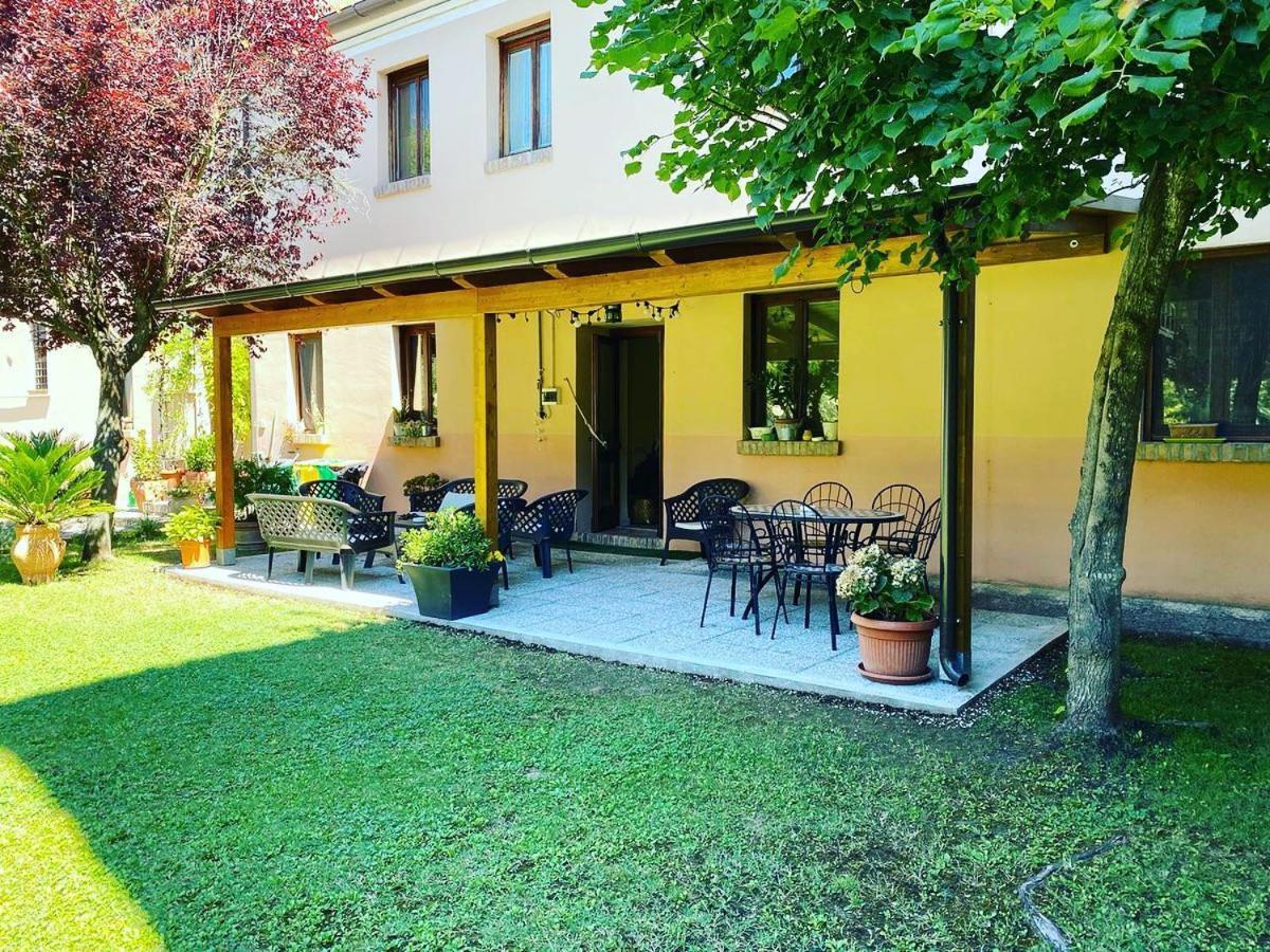 Hotel Borgo Antico Fabriano Buitenkant foto