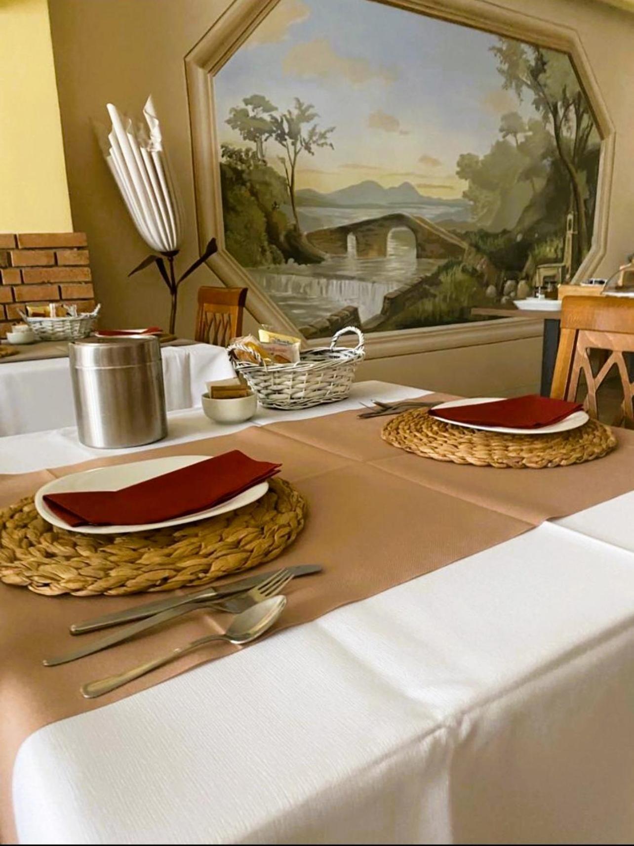 Hotel Borgo Antico Fabriano Buitenkant foto