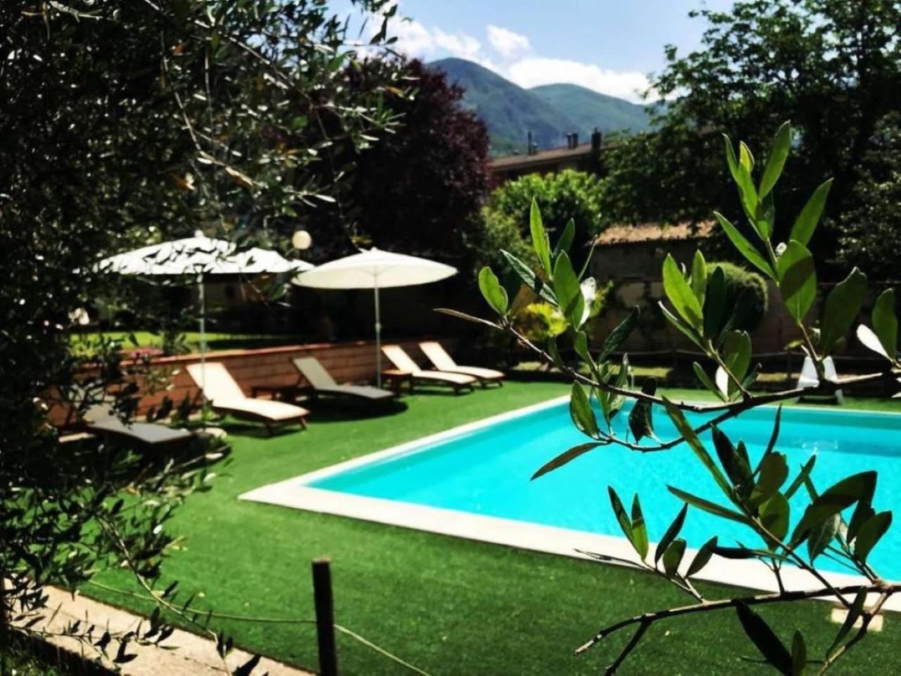 Hotel Borgo Antico Fabriano Buitenkant foto