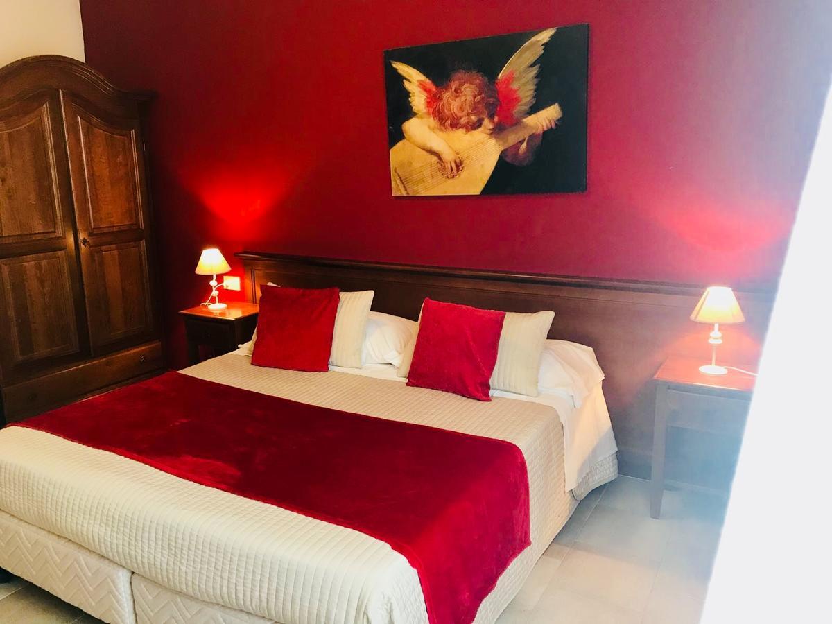Hotel Borgo Antico Fabriano Buitenkant foto