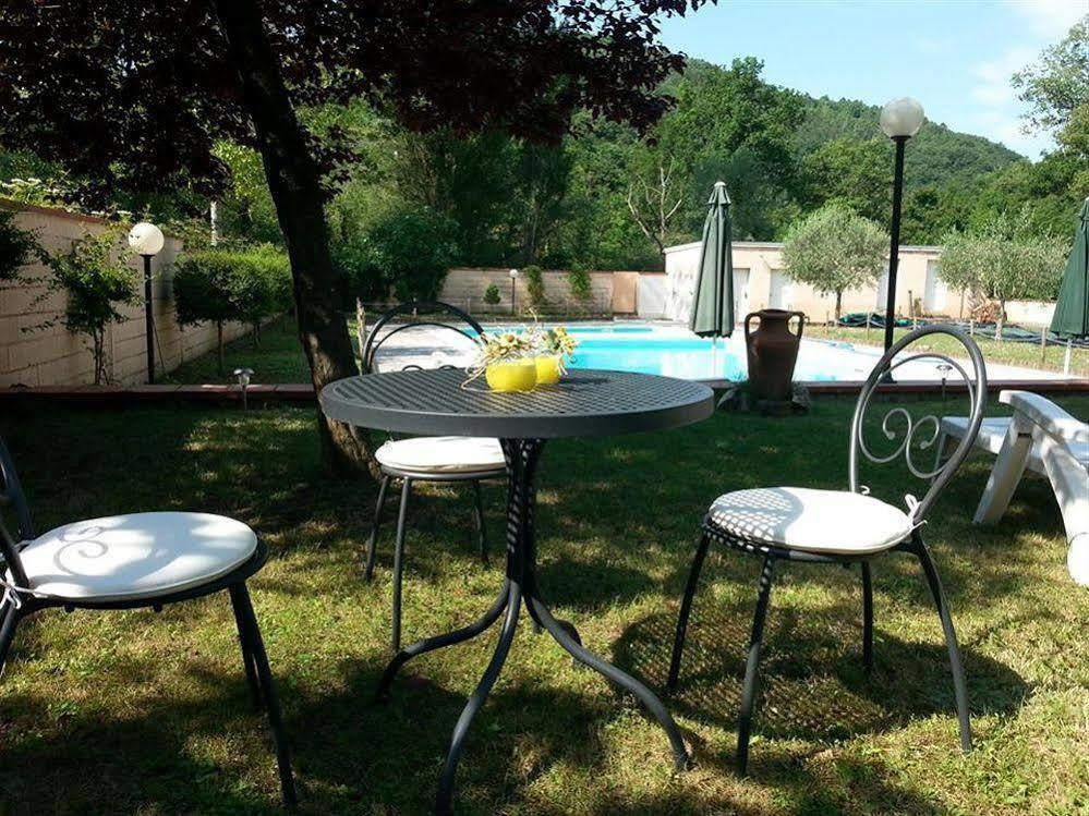 Hotel Borgo Antico Fabriano Buitenkant foto