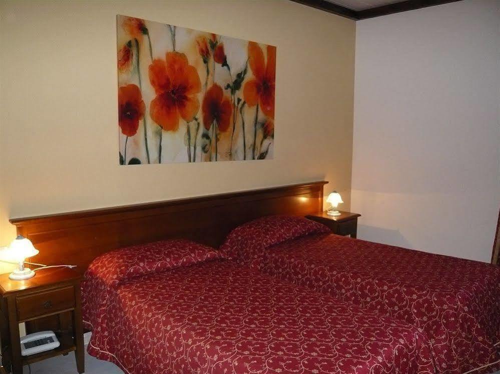 Hotel Borgo Antico Fabriano Buitenkant foto